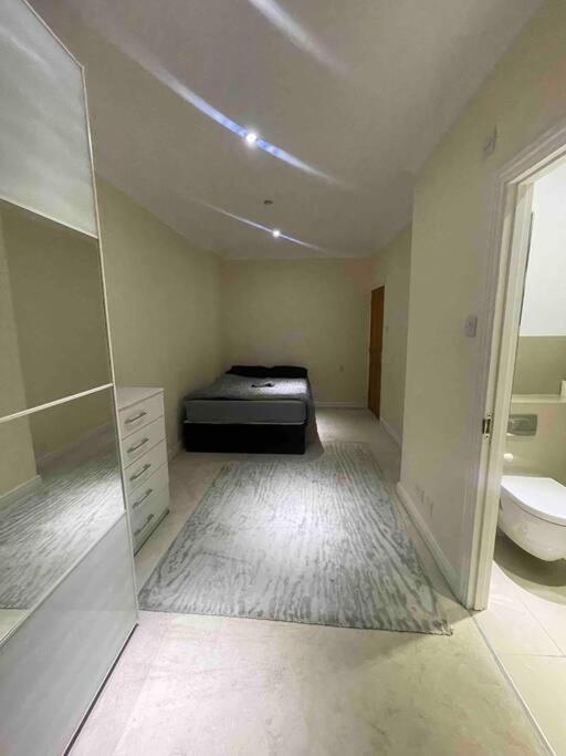 Lovely Detached House In Lovely Location