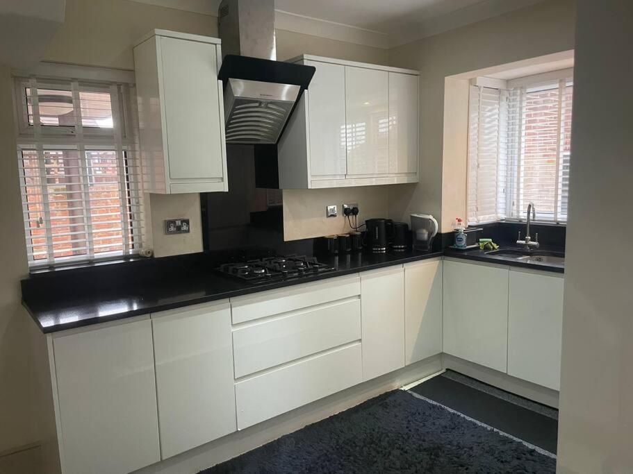 Lovely Detached House In Lovely Location Holiday home