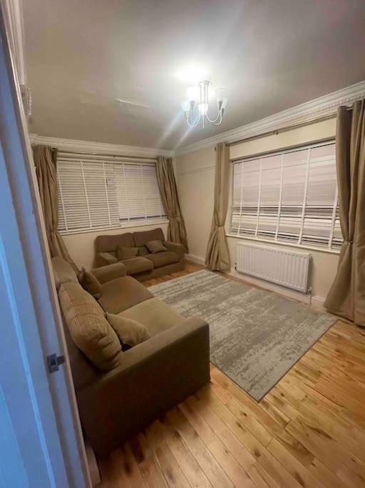 Lovely Detached House In Lovely Location West Drayton (Middlesex)